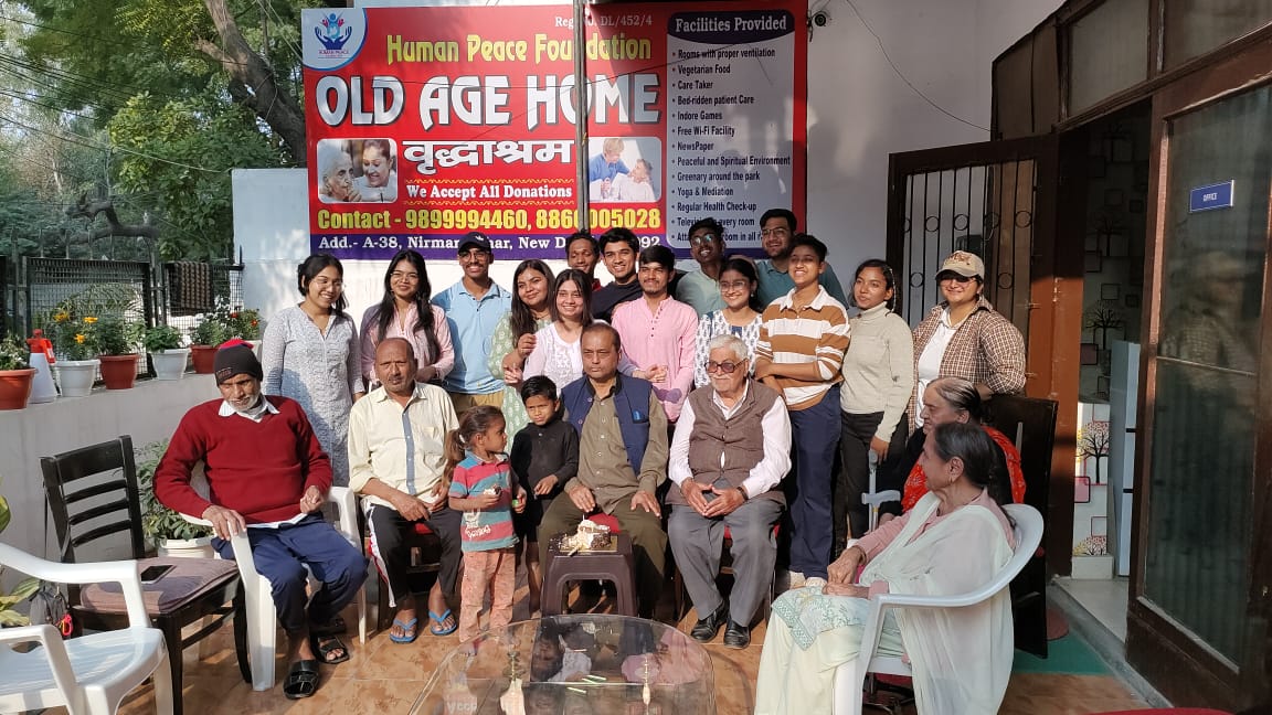 Activities by Delhi University at old Age home