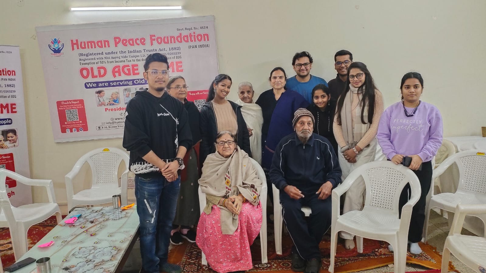 Aakash Ganga Foundation Visit at Human Peace Foundation Old Age Home