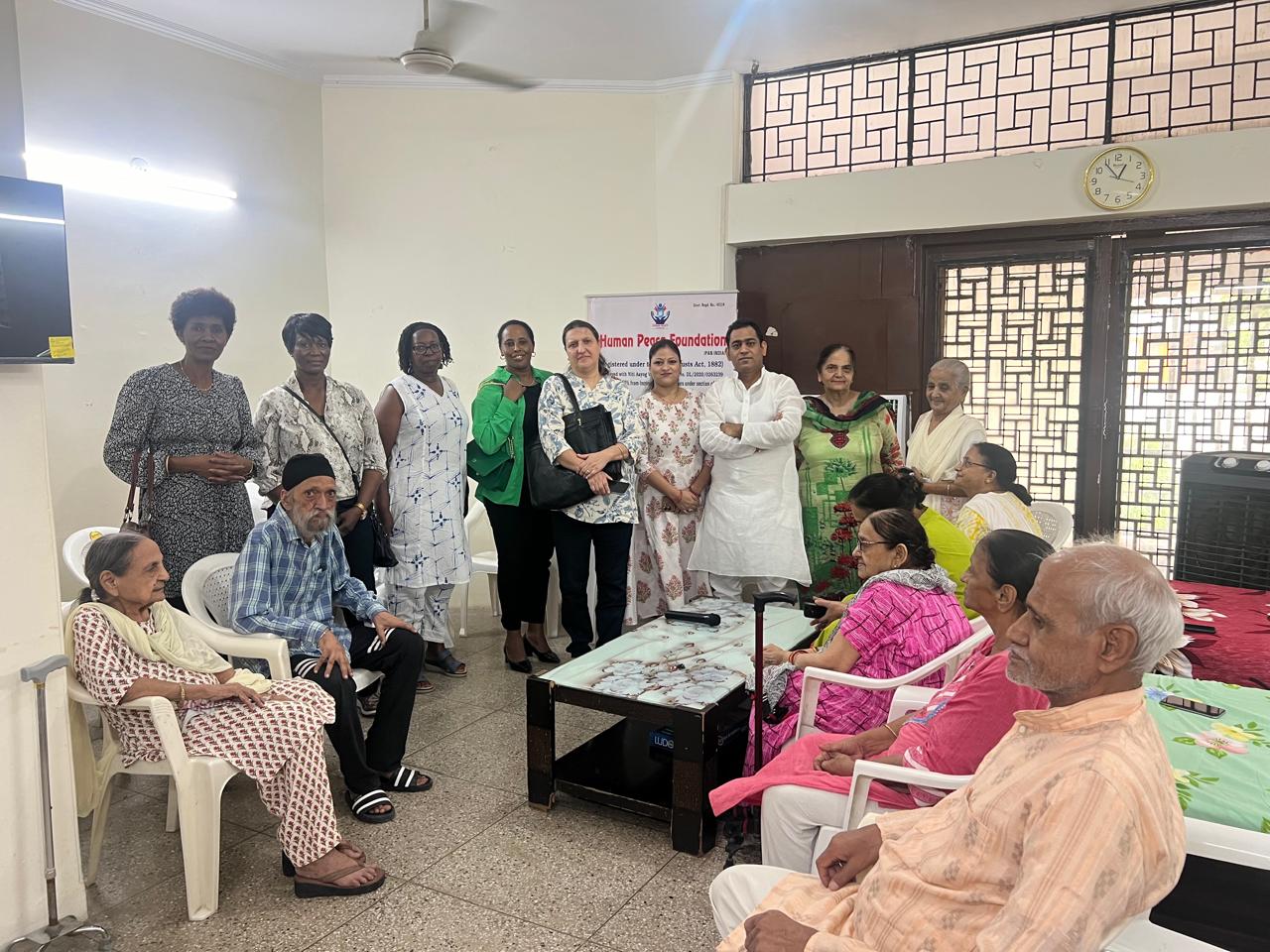 Spouses of Ambassadors and High Commissioners of 5 countries visited Old Age Home